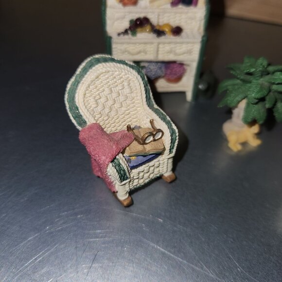 Avon Victorian Memories Dollhouse Wicker Furniture Set with Accessories & Plants - Picture 2 of 11